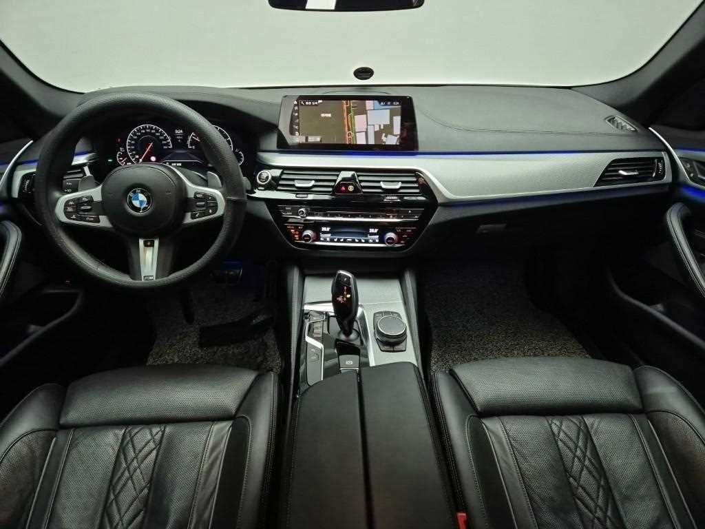 BMW 5 Series - Vista 7
