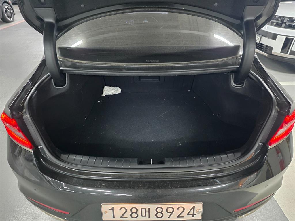 HYUNDAI Grandeur 2018 Negro - Importación desde Corea - HF Imports Iquique - Foto 19