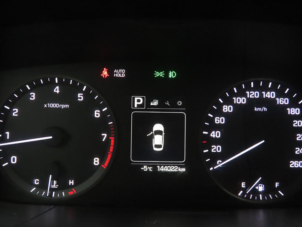 HYUNDAI Sonata - Vista 8