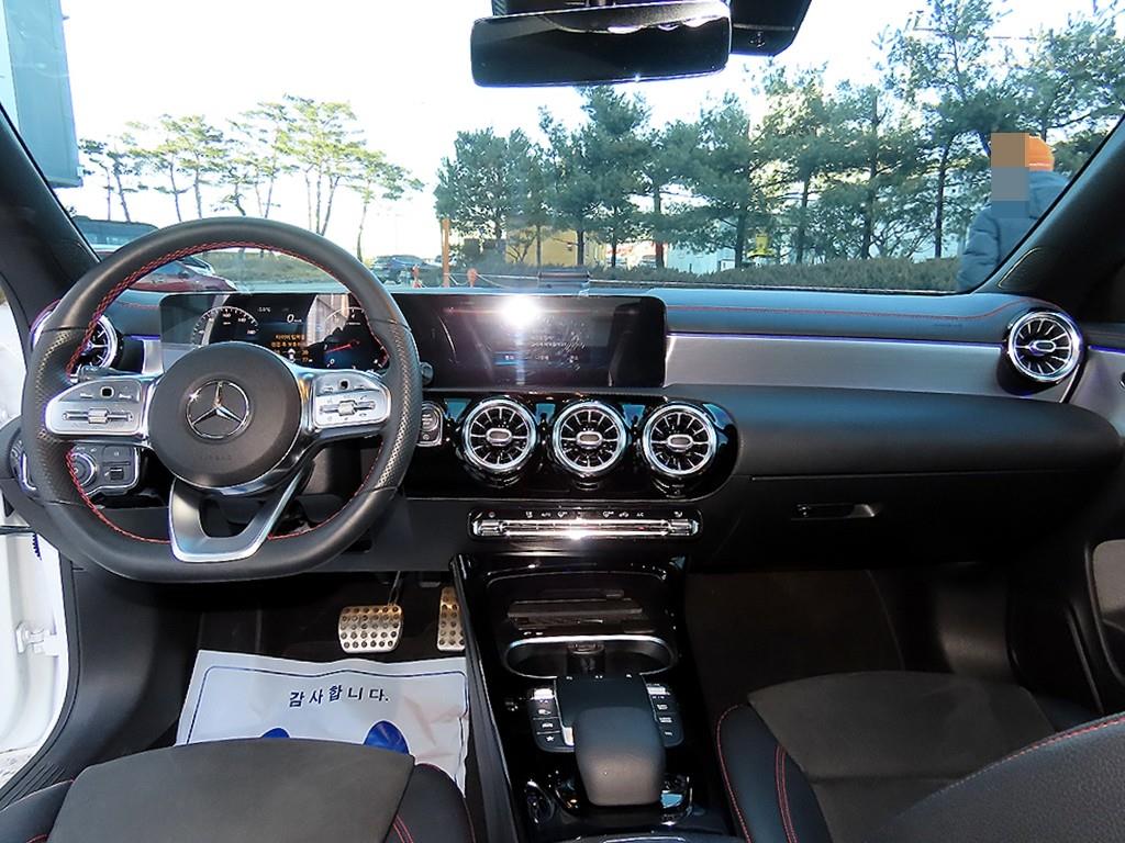 Mercedes Benz CLA Class - Vista 7