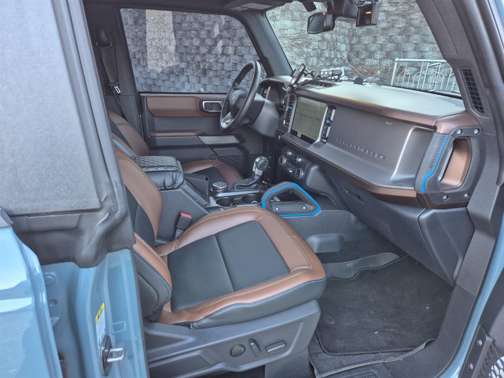 Ford Bronco - Vista 10