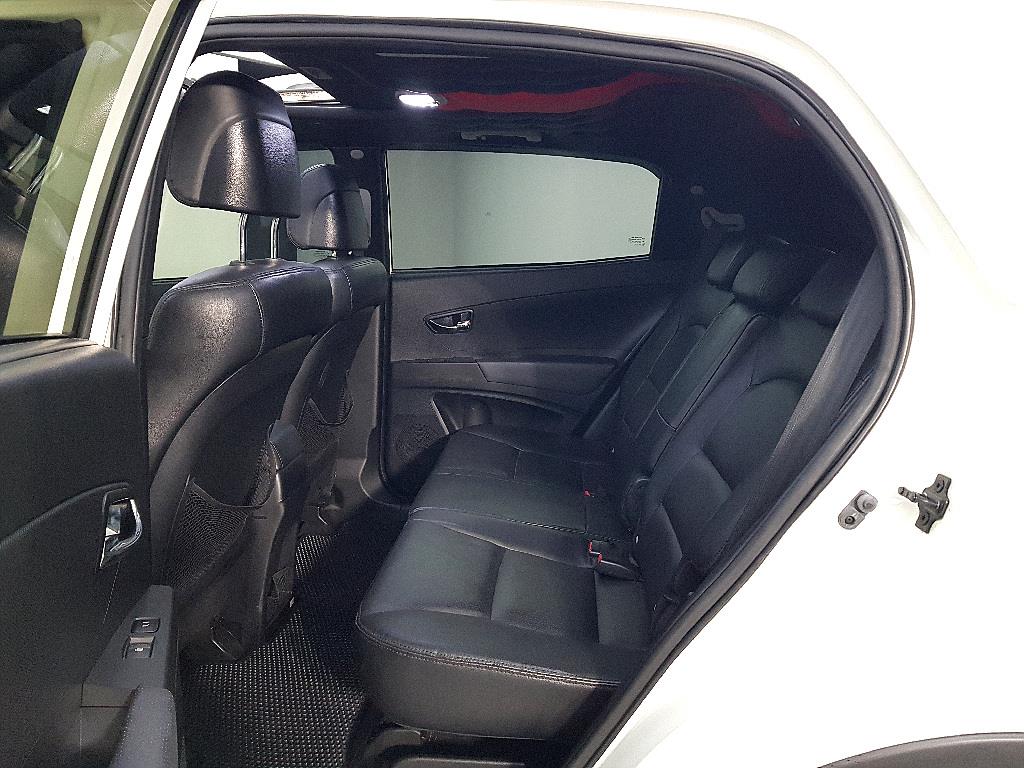 Ssangyong Korando - Vista 9