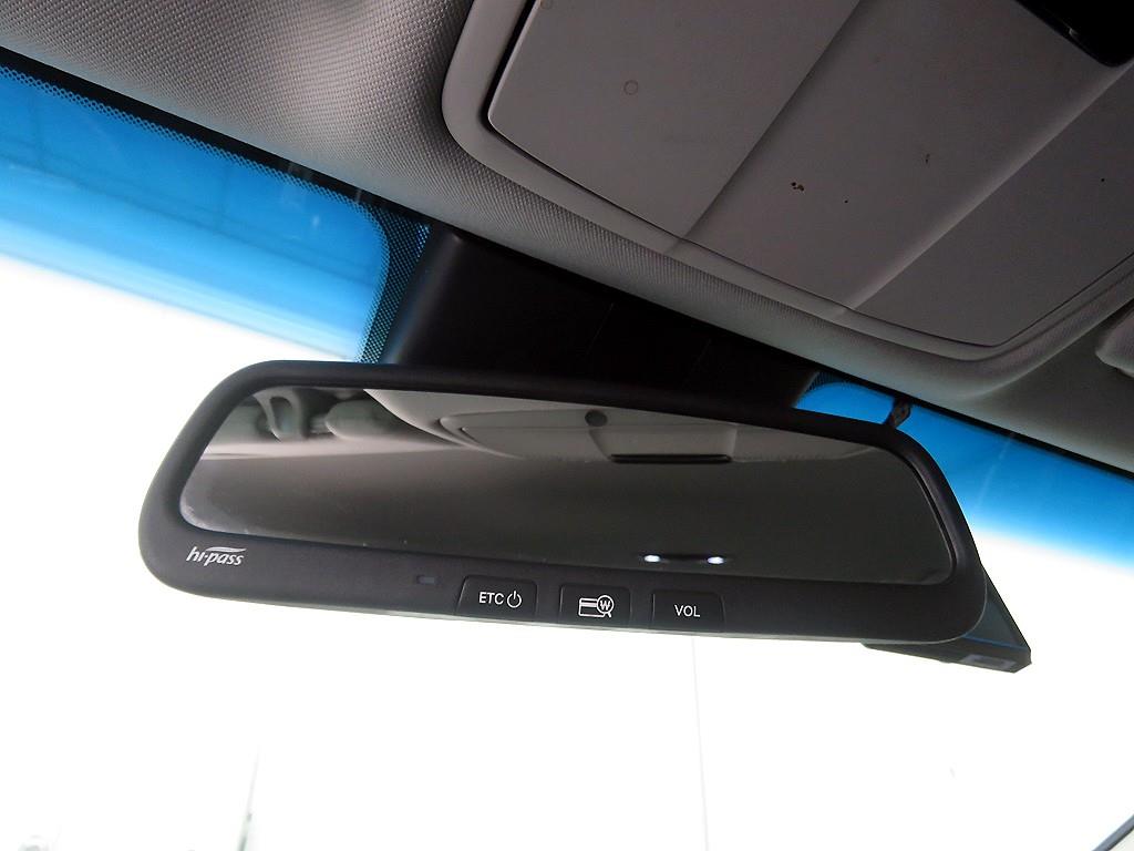 HYUNDAI Grandeur 2018 Gris - Importación desde Corea - HF Imports Iquique - Foto 13