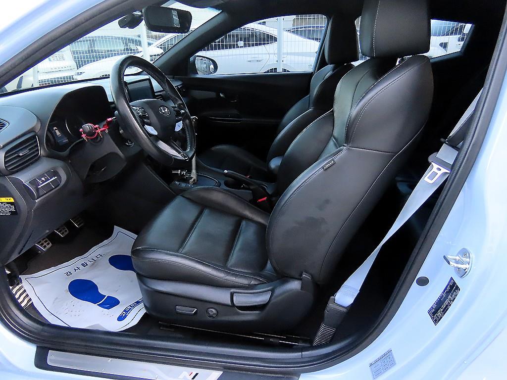 HYUNDAI Veloster - Vista 5