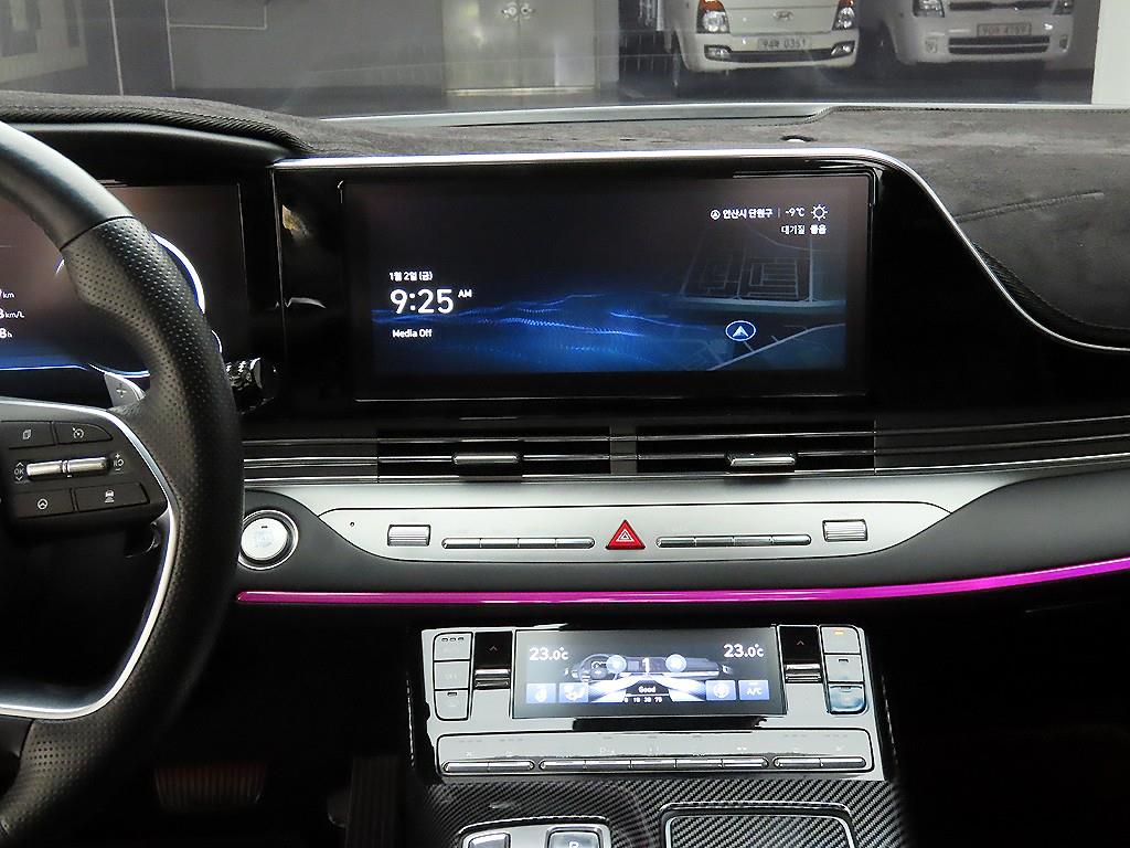 HYUNDAI Grandeur - Vista 10