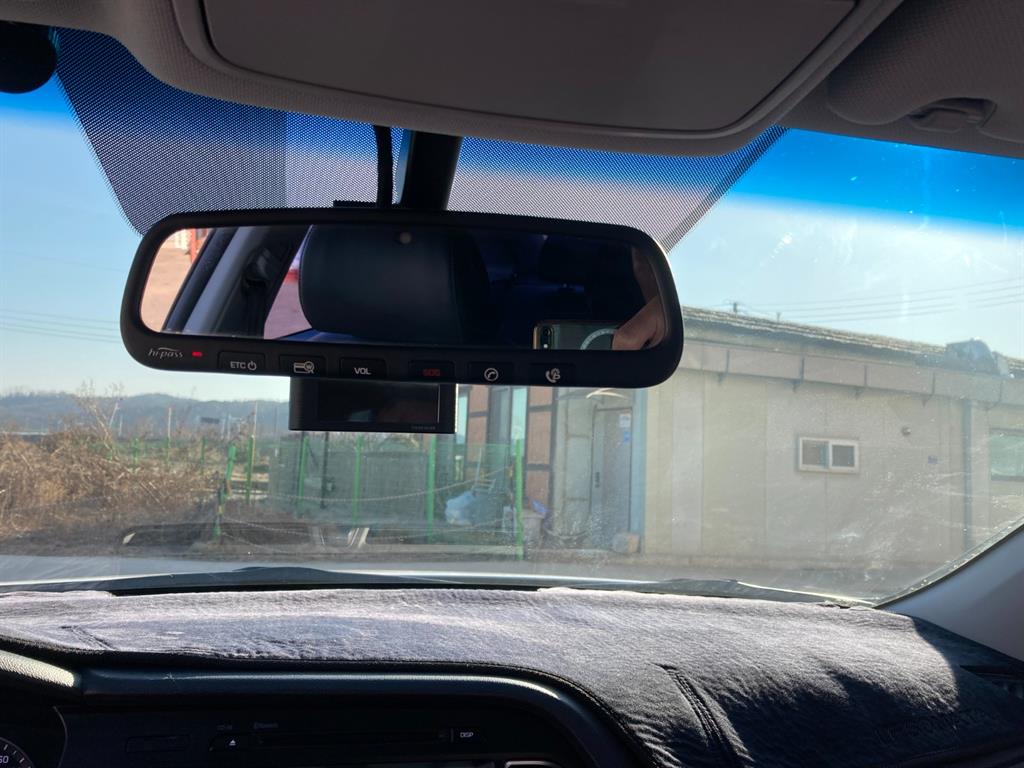 HYUNDAI Sonata - Vista 12