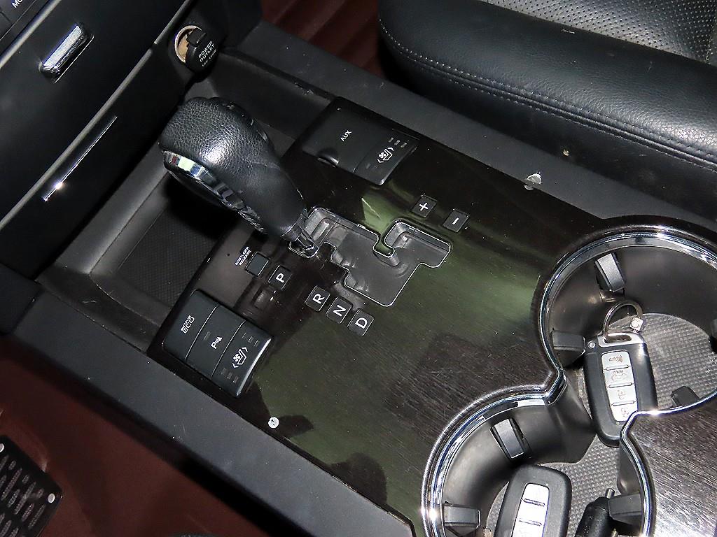 KIA Mohave - Vista 12