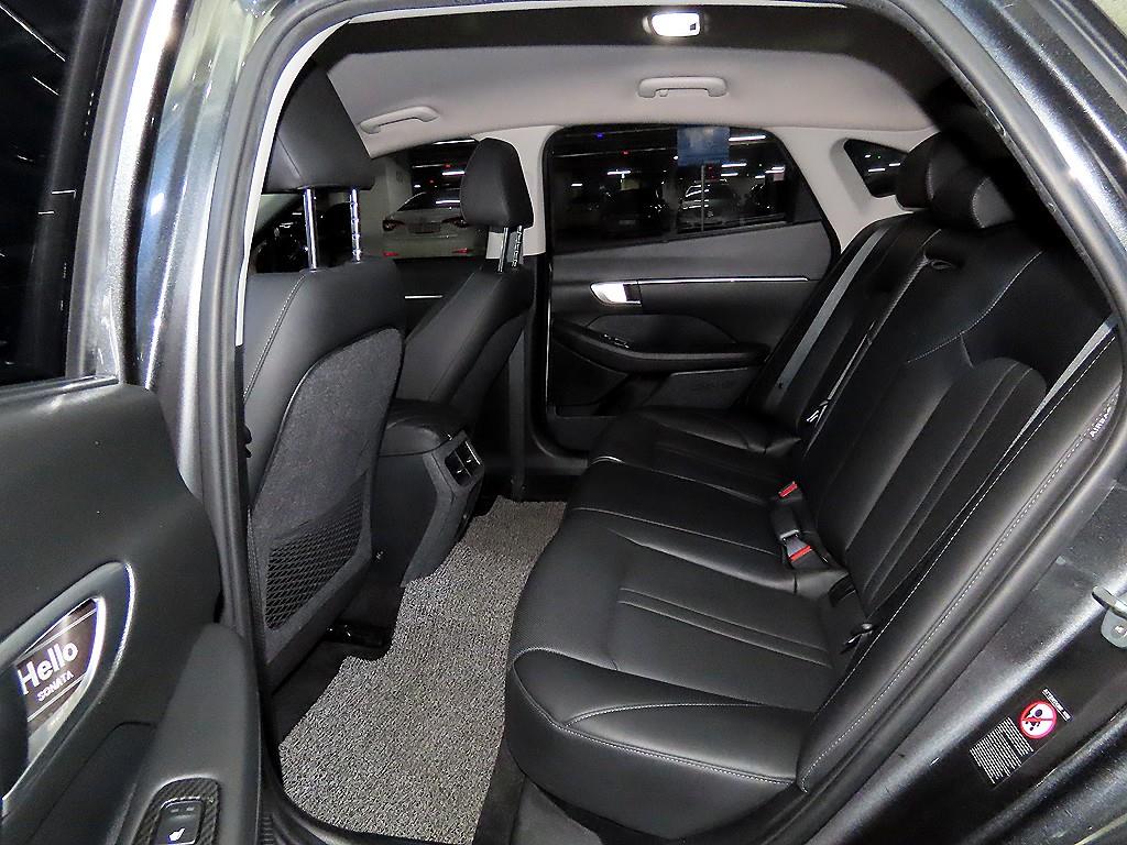 HYUNDAI Sonata - Vista 7