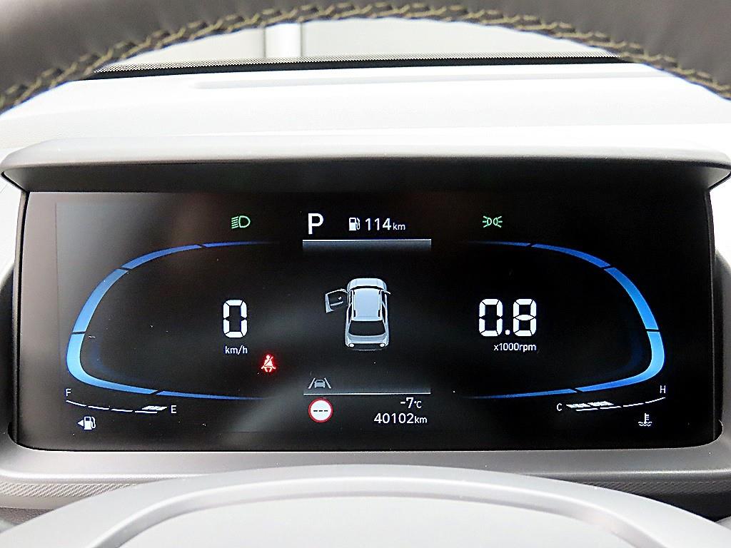 HYUNDAI Casper - Vista 8