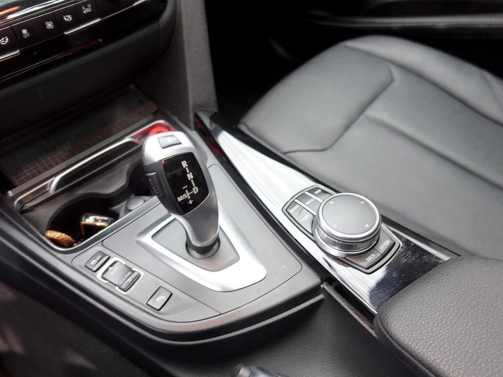 BMW Gran Turismo 2017 Blanco - Importación desde Corea - HF Imports Iquique - Foto 10