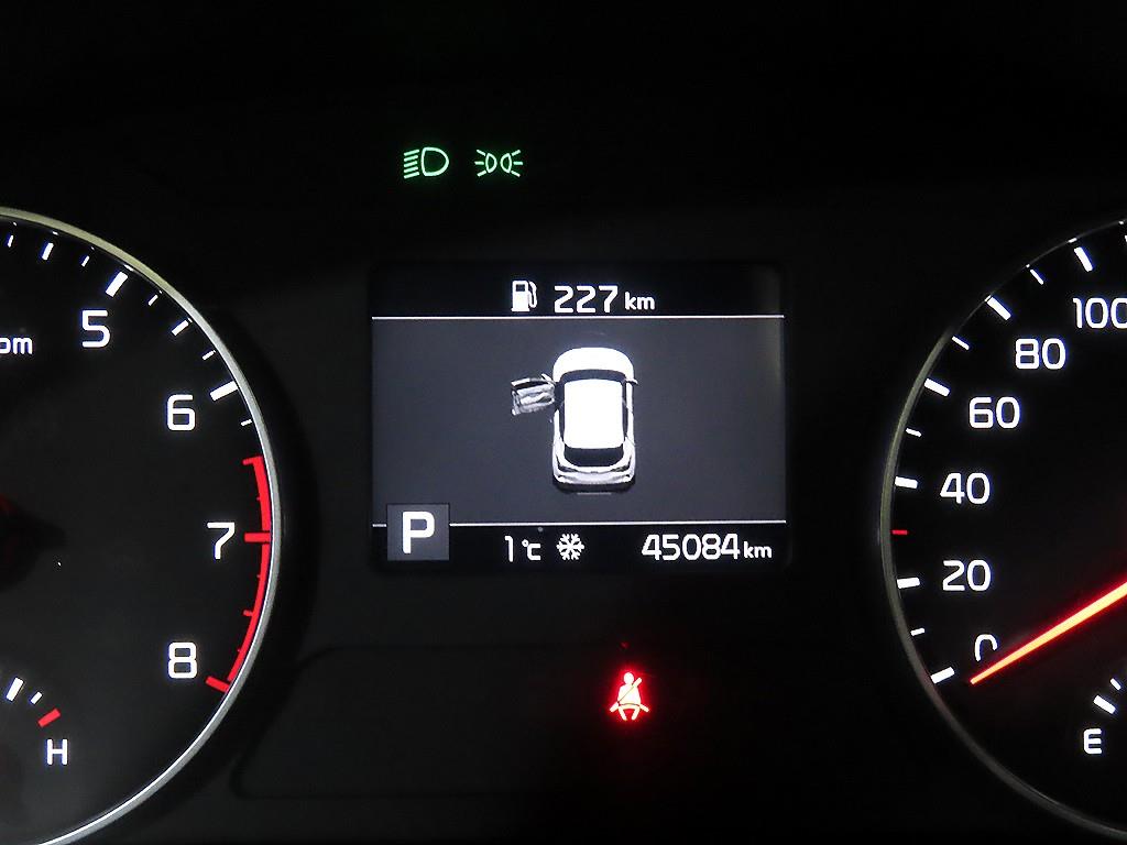 KIA Seltos - Vista 9