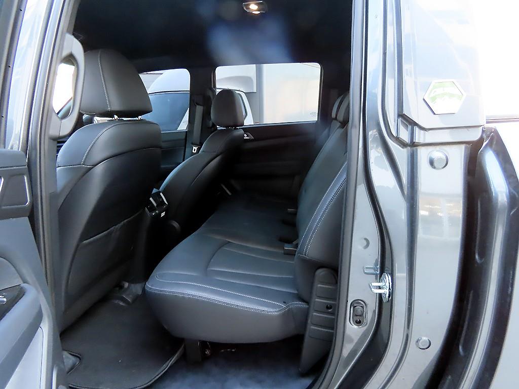 Ssangyong Rexton - Vista 6