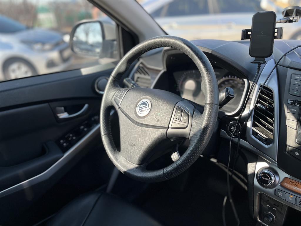 Ssangyong Korando - Vista 11