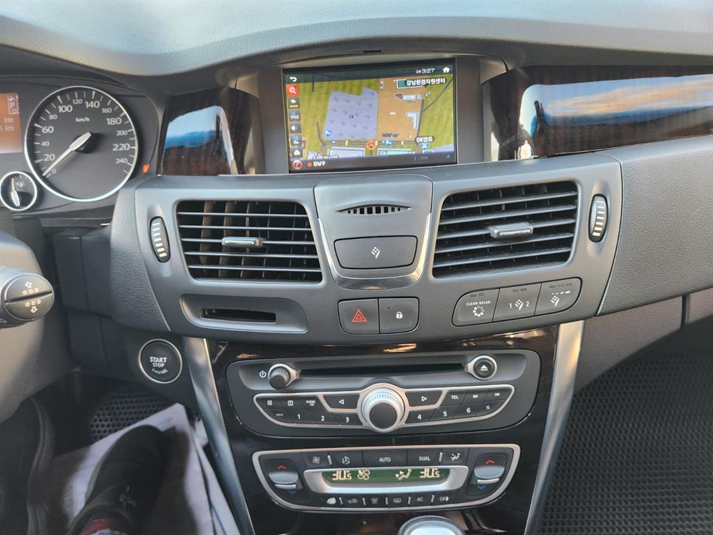 SAMSUNG SM5 2010 Gris - Importación desde Corea - HF Imports Iquique - Foto 14