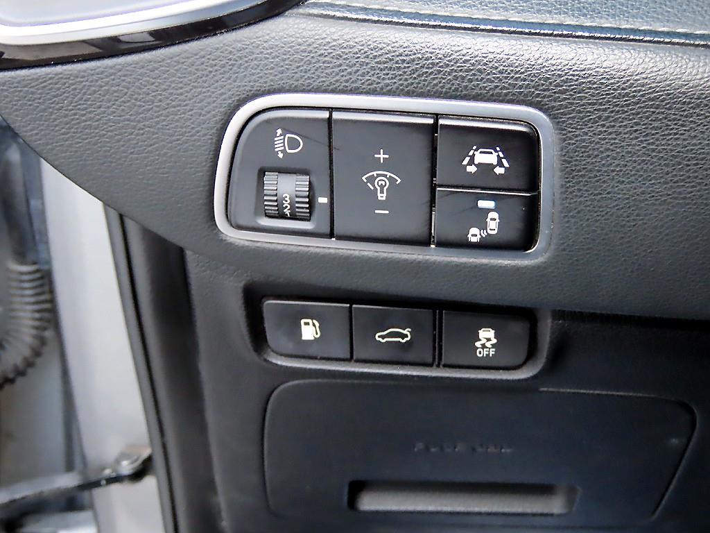 HYUNDAI Grandeur 2017 Gris - Importación desde Corea - HF Imports Iquique - Foto 13