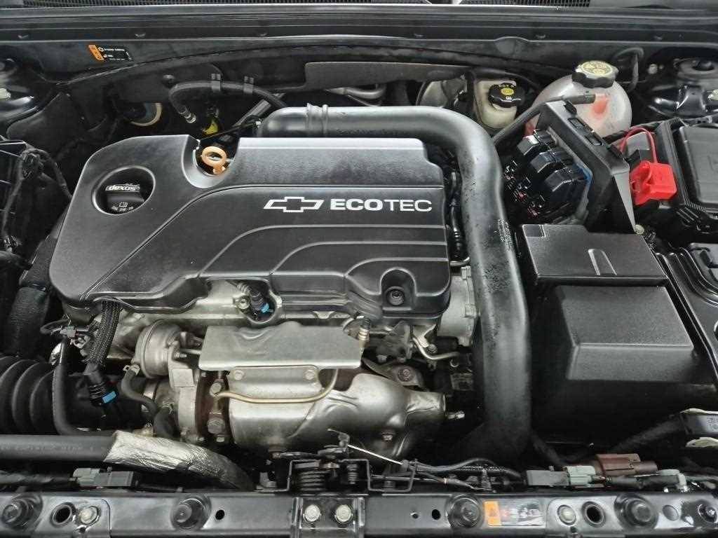 Chevrolet Malibu - Vista 5