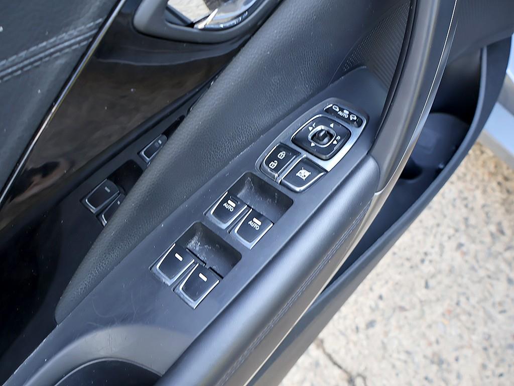 HYUNDAI Grandeur 2016 Gris - Importación desde Corea - HF Imports Iquique - Foto 11