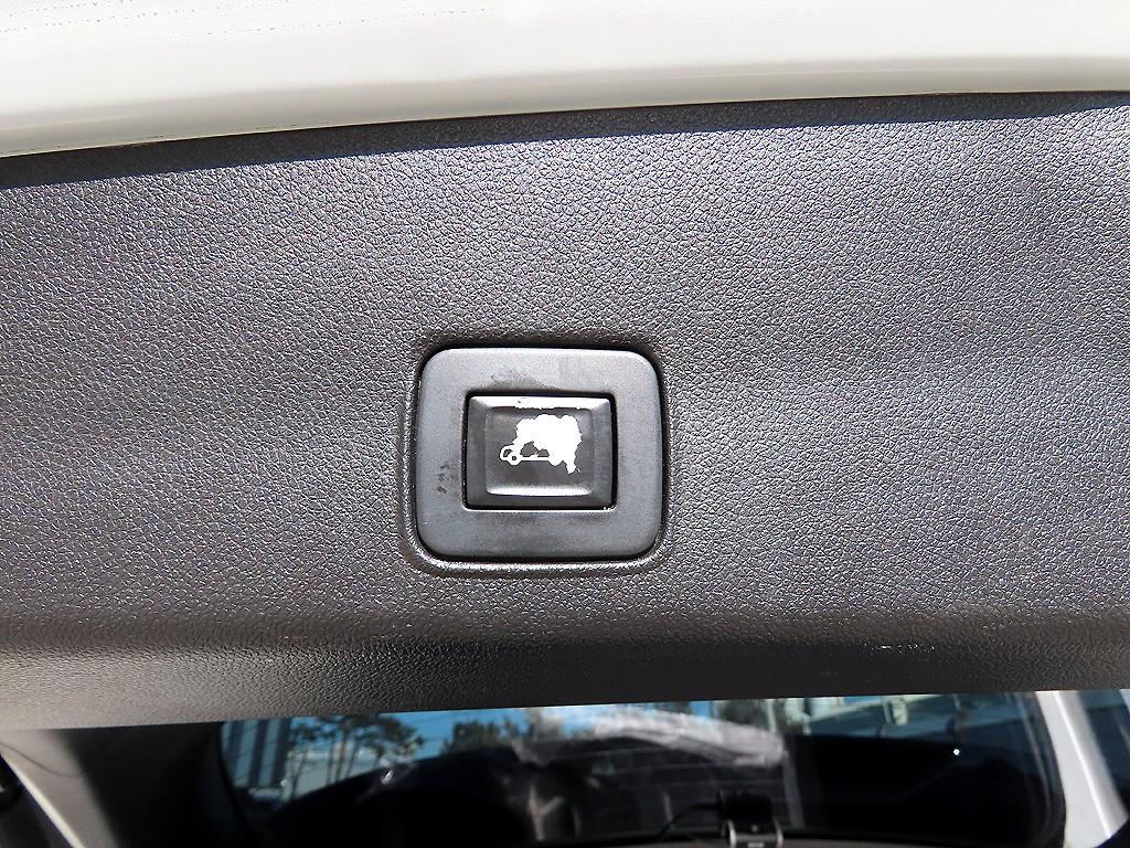 Chevrolet Trail Blazer 2021 Blanco - Importación desde Corea - HF Imports Iquique - Foto 15