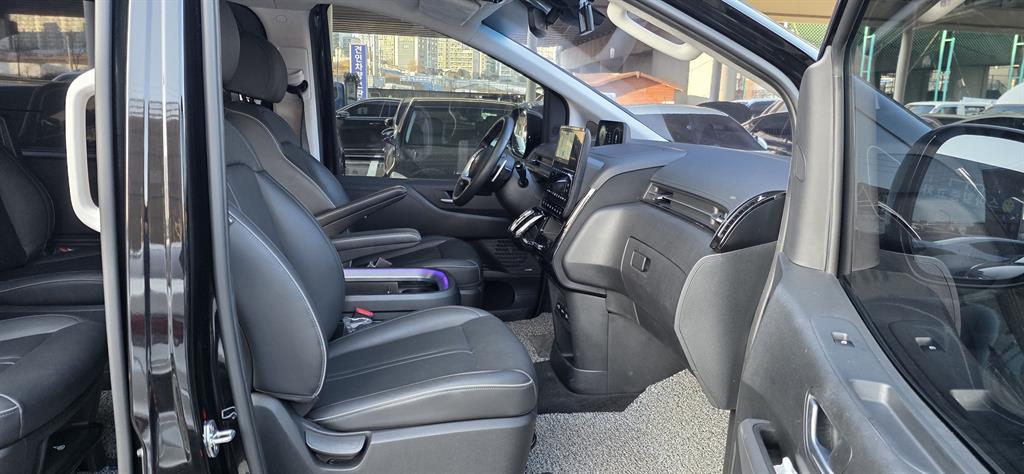 HYUNDAI Staria 2021 Negro - Importación desde Corea - HF Imports Iquique - Foto 13