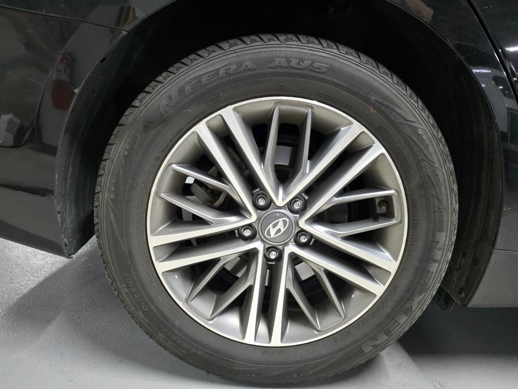 HYUNDAI Grandeur - Vista 5