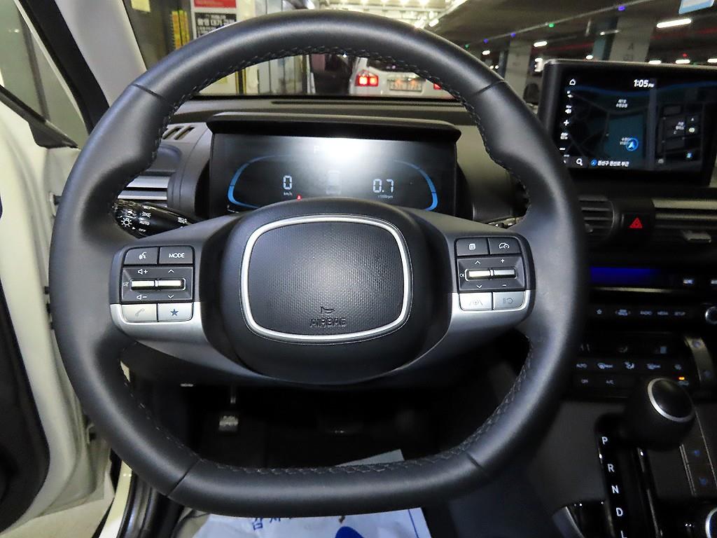 HYUNDAI Casper - Vista 8