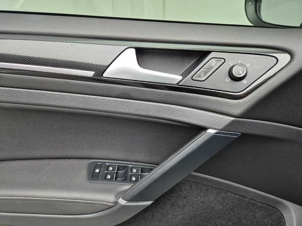 Volkswagen Golf 2014 Blanco - Importación desde Corea - HF Imports Iquique - Foto 17