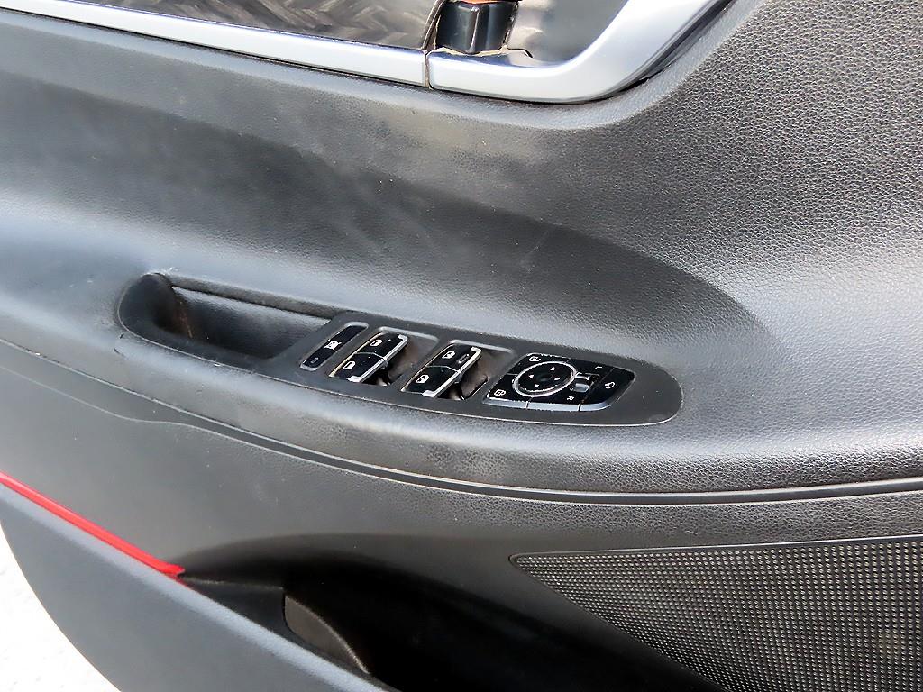 HYUNDAI Grandeur - Vista 12