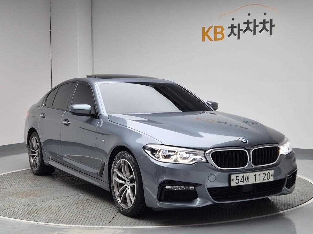 BMW 5 Series - Vista 4