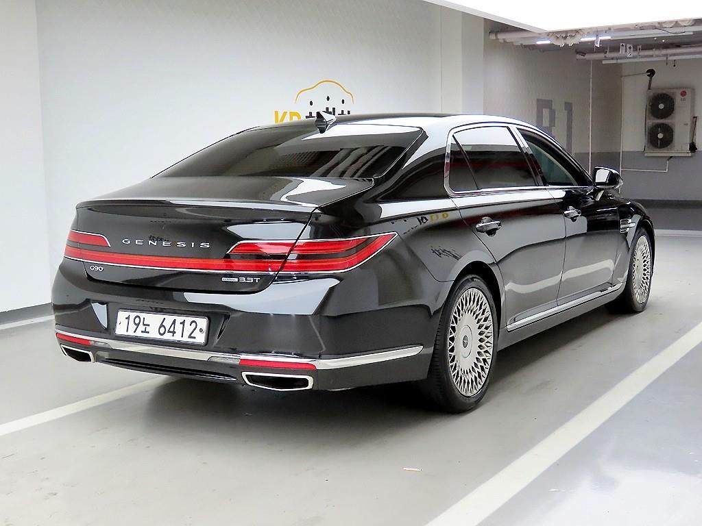 Genesis G90 - Vista 4