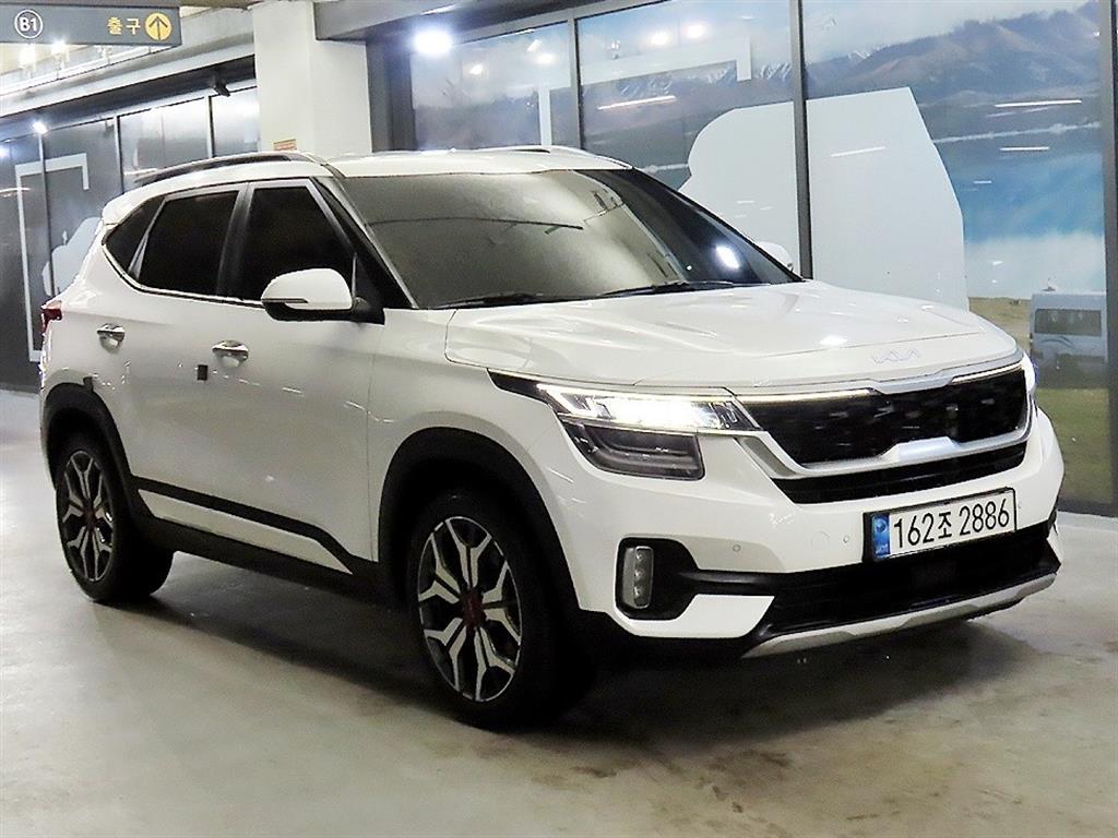 KIA Seltos 2023 Blanco - Importación desde Corea - HF Imports Iquique - Foto 1