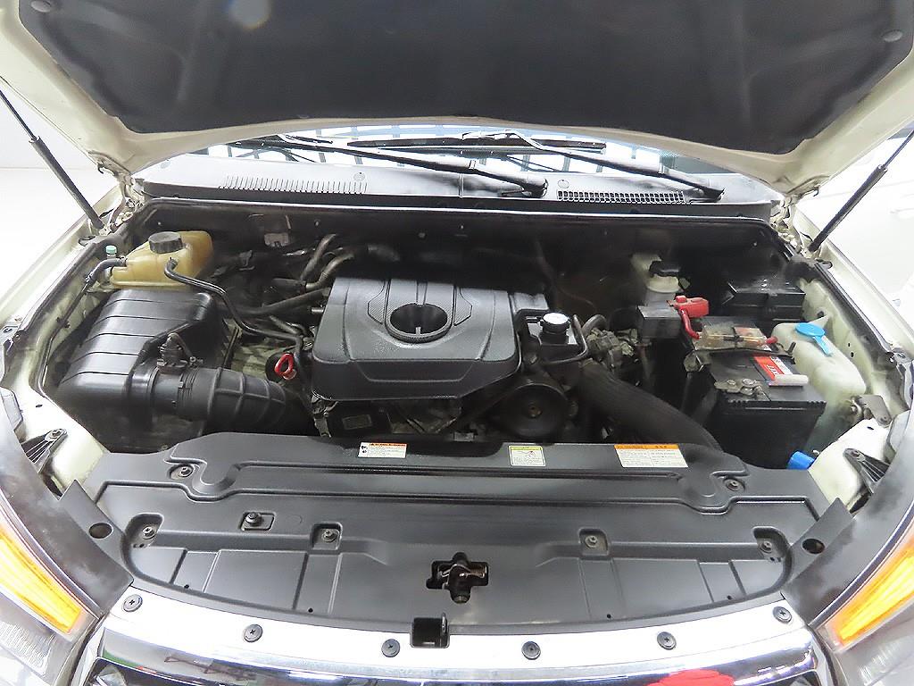 Ssangyong Korando - Vista 11