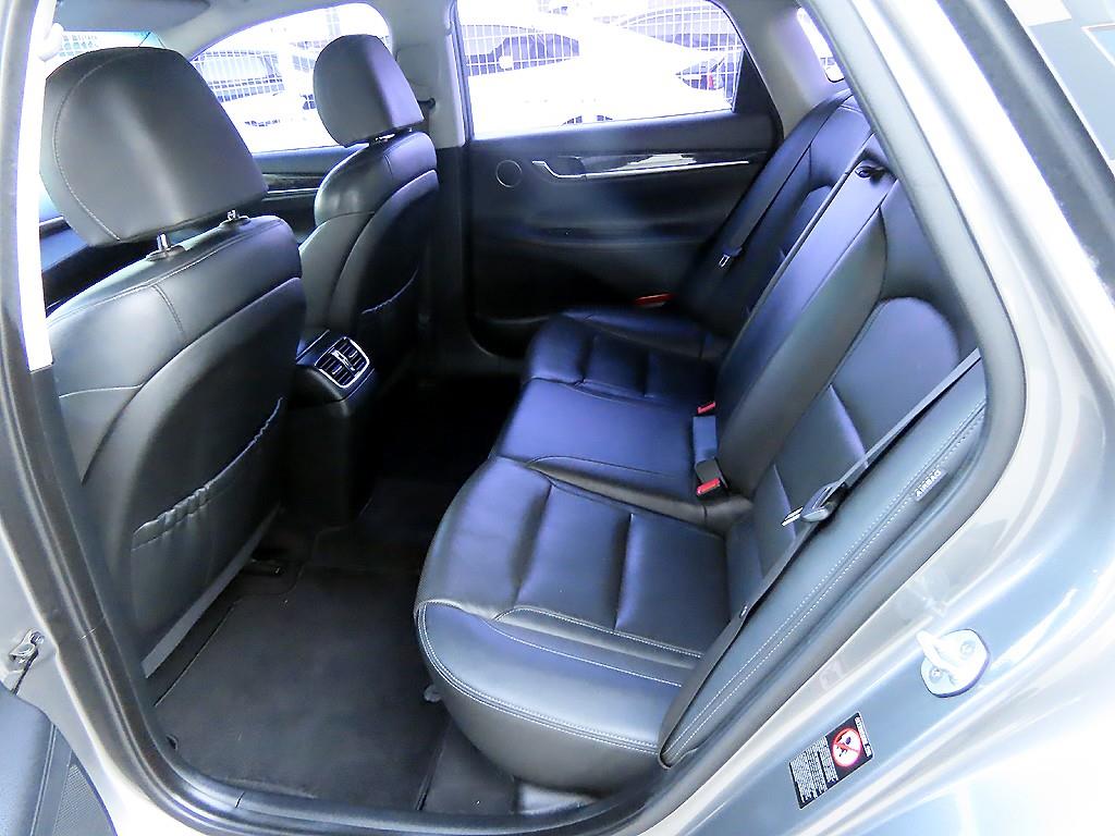 HYUNDAI Grandeur - Vista 6