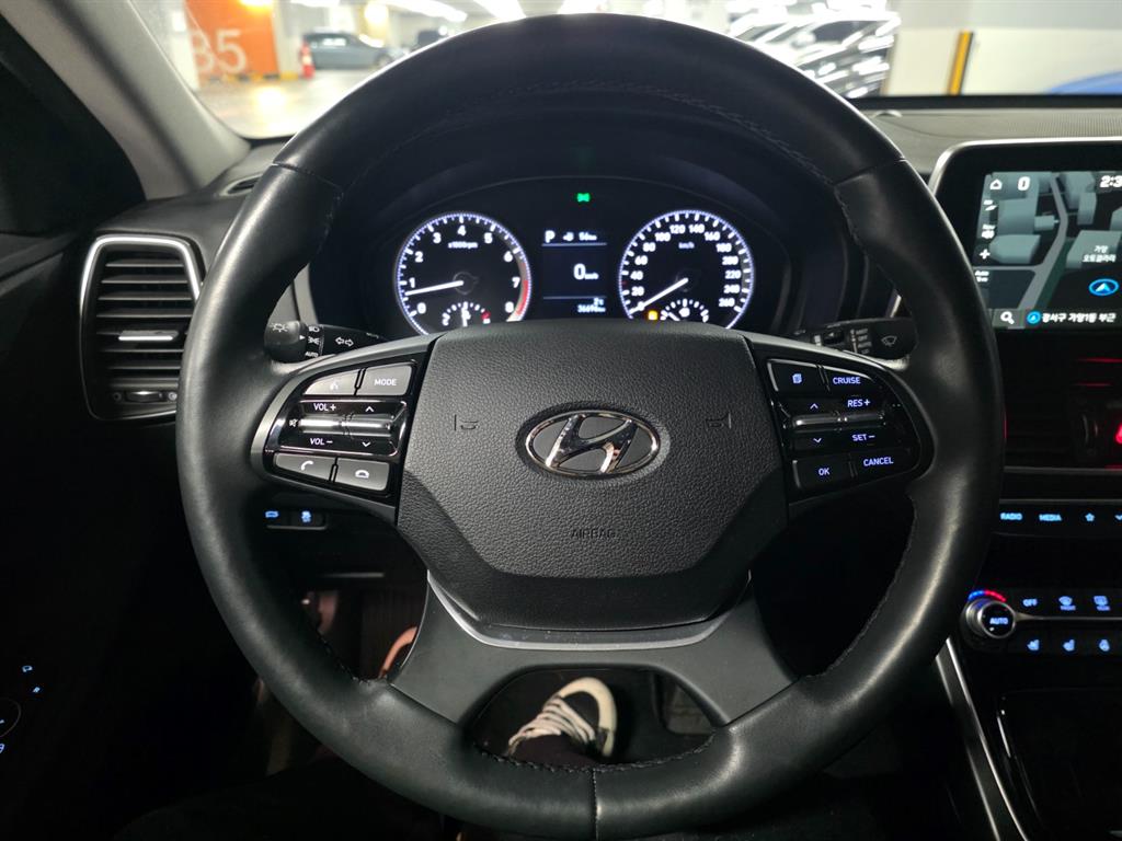 HYUNDAI Grandeur - Vista 7