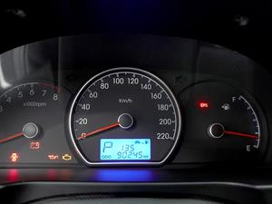 HYUNDAI Avante - Vista 12