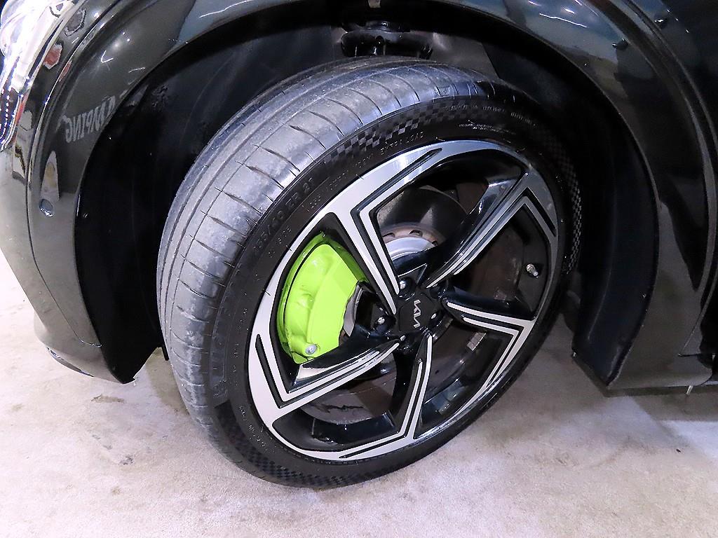 KIA EV6 2023 Negro - Importación desde Corea - HF Imports Iquique - Foto 20