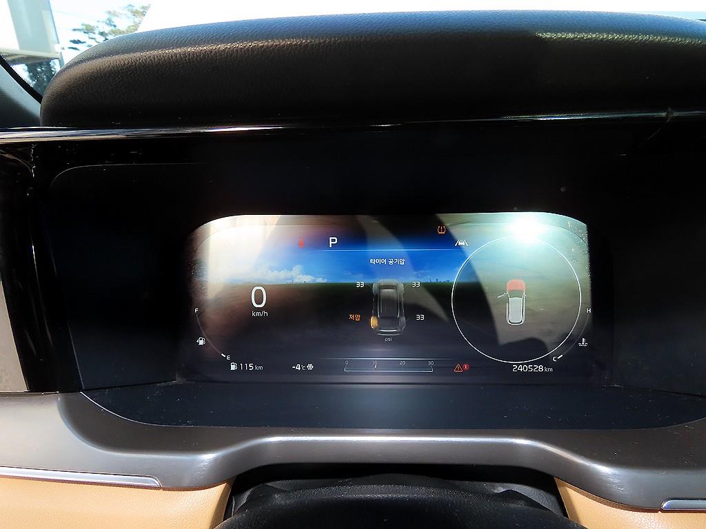 KIA Sorento - Vista 9