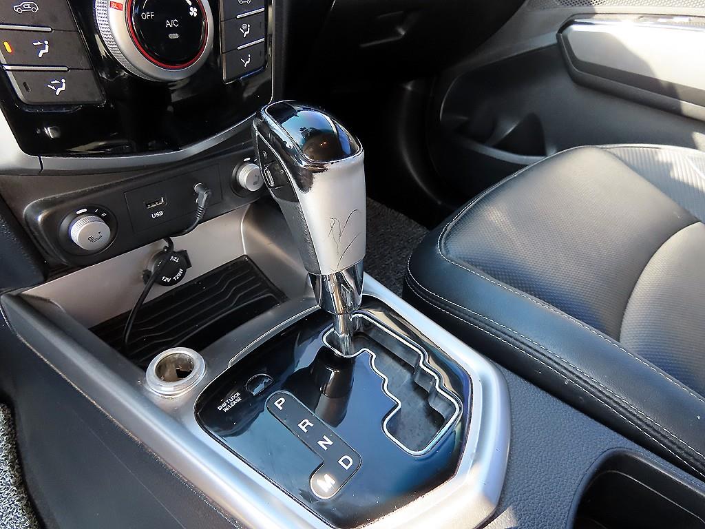 Ssangyong Tivoli - Vista 11