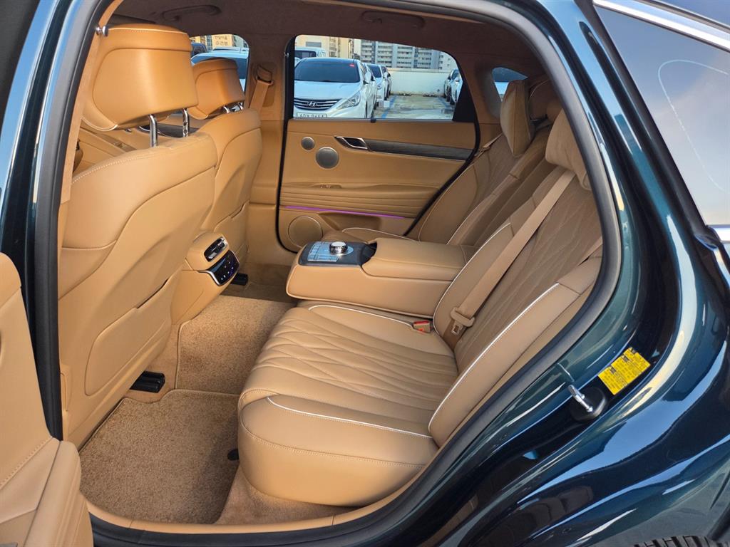 Genesis G80 - Vista 7