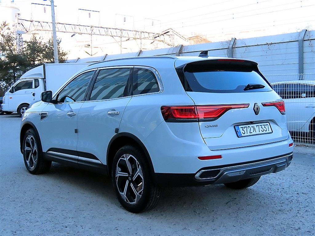 SAMSUNG QM6 - Vista 3