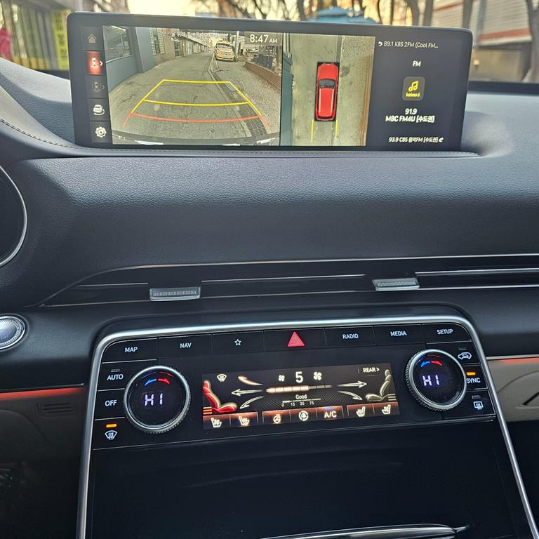 Genesis GV80 - Vista 7