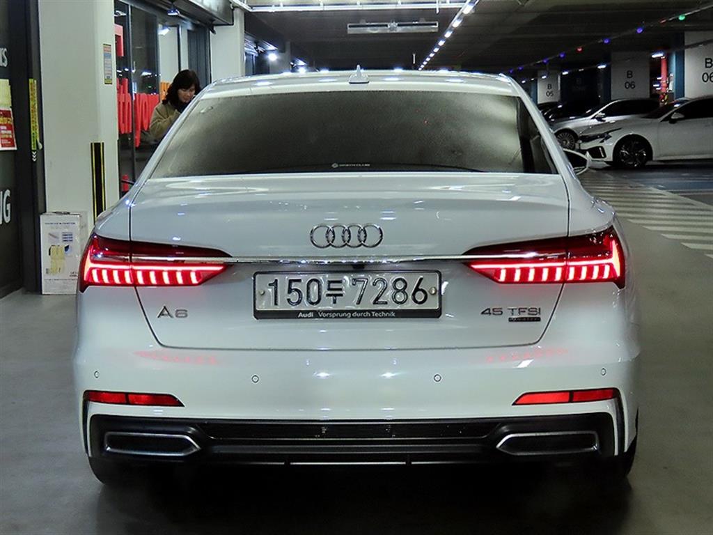 Audi A6 - Vista 5
