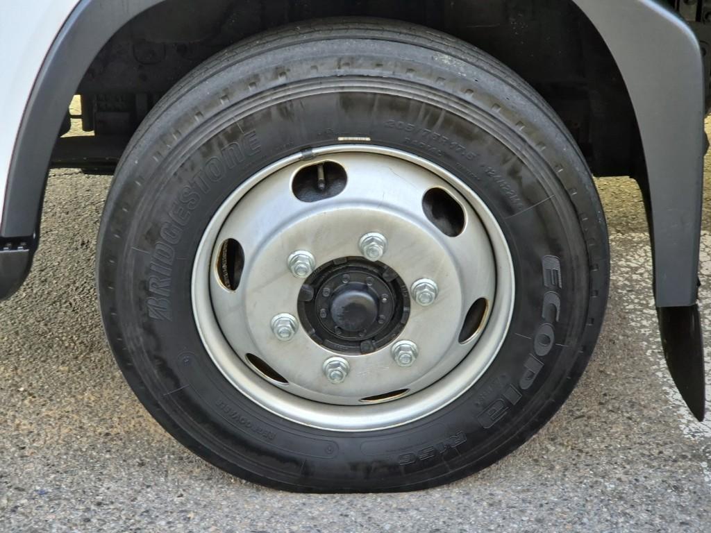 medium and large cargo Live Fish Car 2023 Blanco - Importación desde Corea - HF Imports Iquique - Foto 16