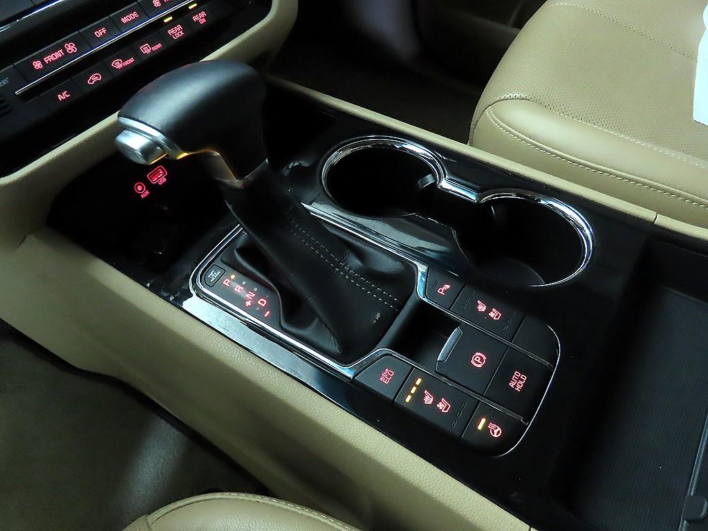 KIA Carnival 2019 Blanco - Importación desde Corea - HF Imports Iquique - Foto 13