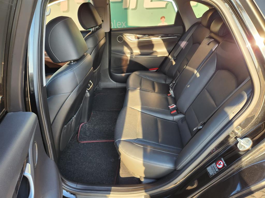 HYUNDAI Grandeur - Vista 7