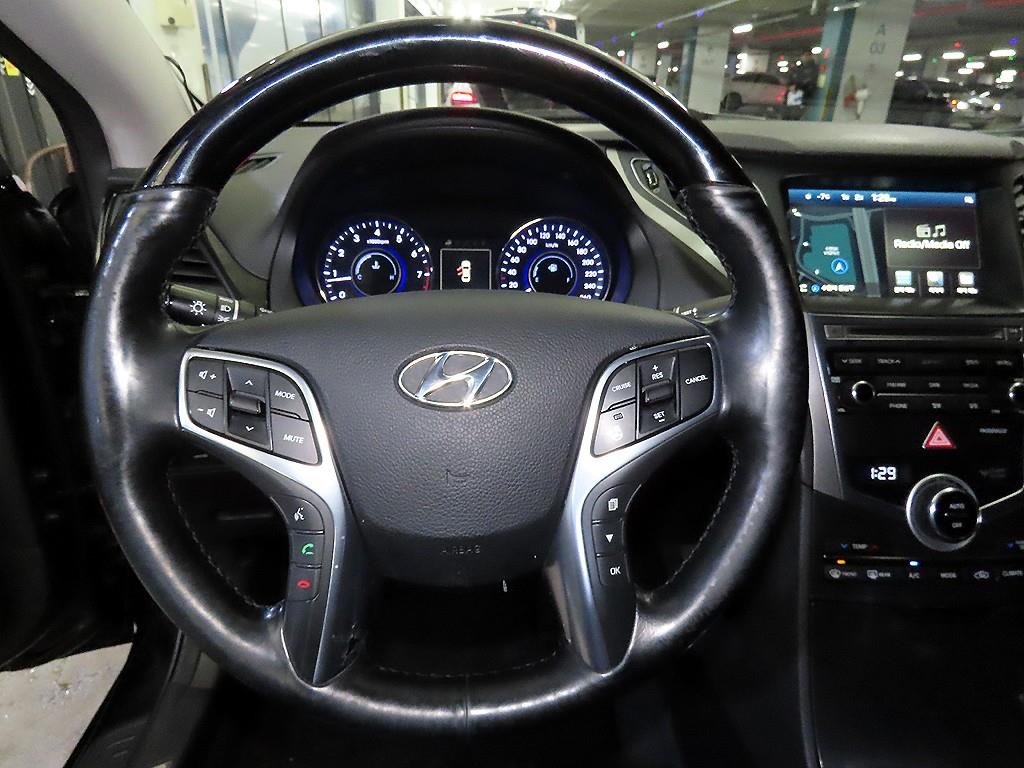 HYUNDAI Grandeur - Vista 8