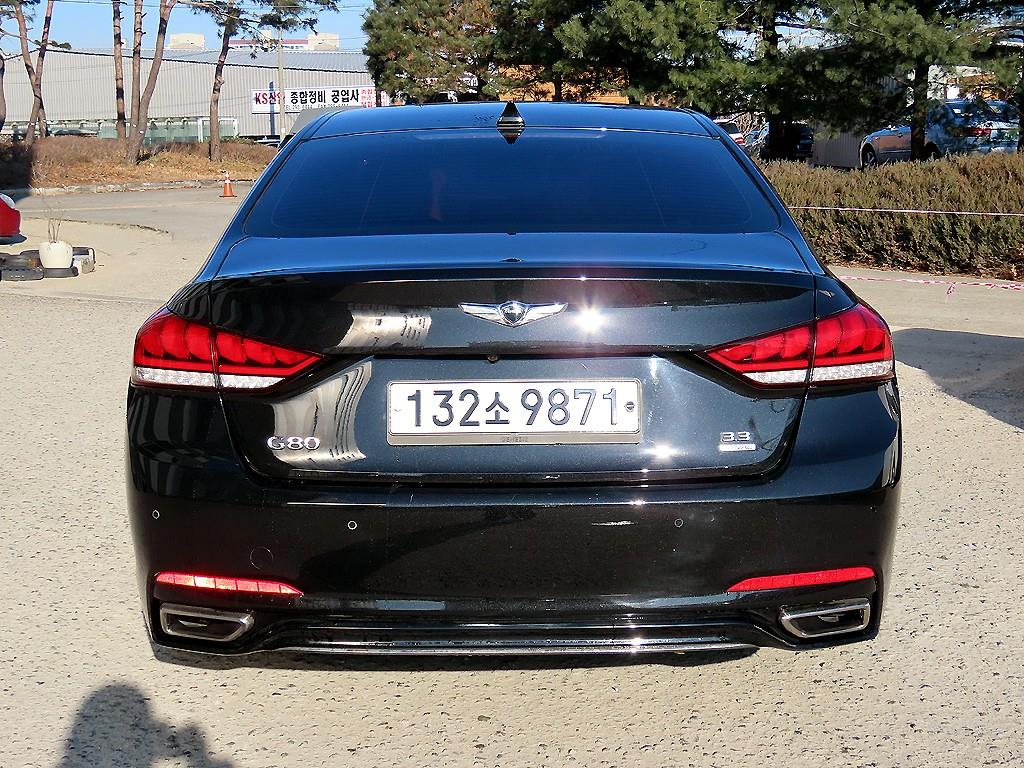 Genesis G80 - Vista 4