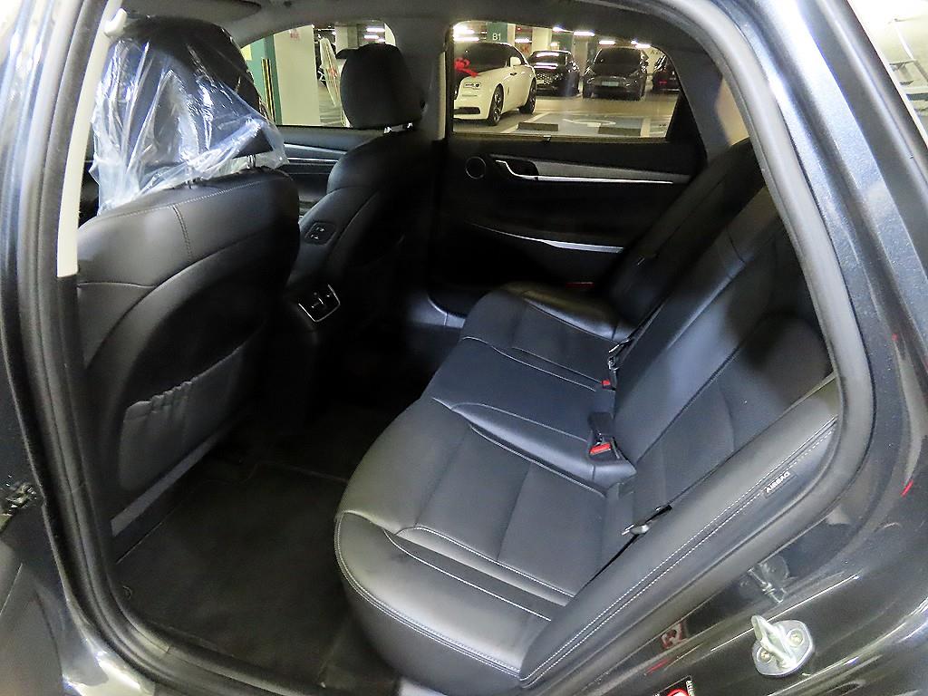 HYUNDAI Grandeur - Vista 7