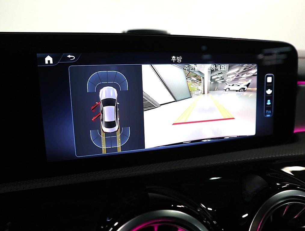 Mercedes Benz CLA Class - Vista 12