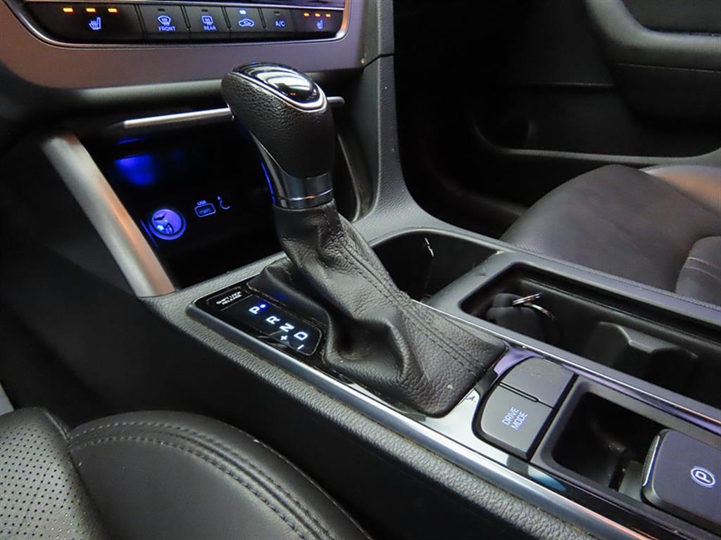 HYUNDAI Sonata - Vista 9