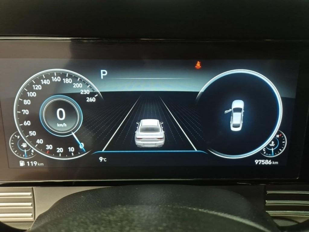 HYUNDAI Grandeur - Vista 6